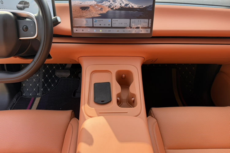 零跑汽车 零跑C10 2024款 530智享版中控内饰7012