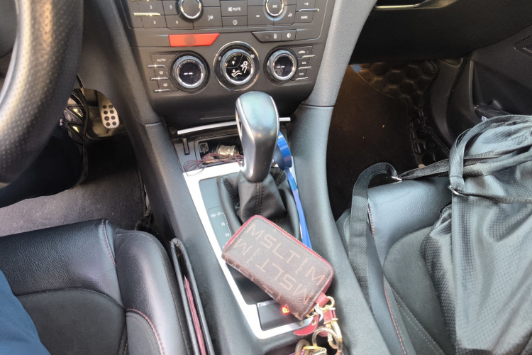 DS 4S 2016款 1.6T 自动智享科技版THP160局部细节18