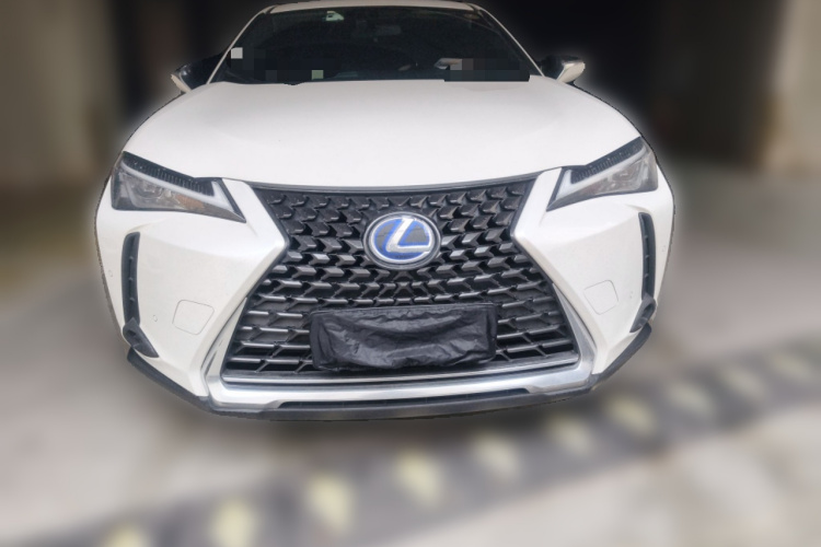 雷克萨斯UX 2020款 260h 探·酷版车身外观2