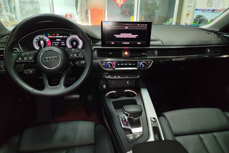 奥迪A5 2021款 Sportback 40 TFSI quattro 豪华致雅型中控内饰12