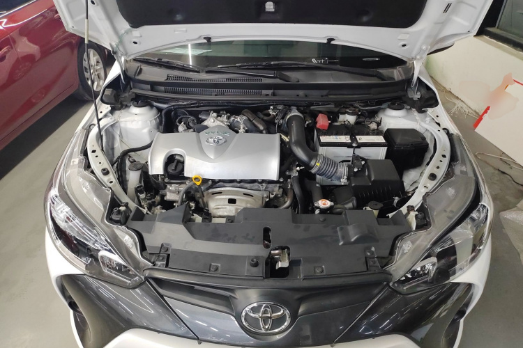 丰田 YARiS L 致炫 2021款 1.5L CVT领先版机舱底盘24