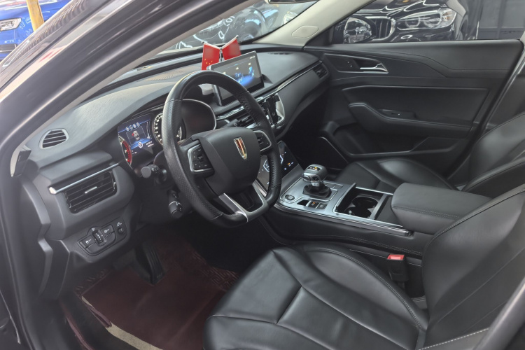 红旗H5 2022款 经典款 改款 1.5T DCT旗韵版中控内饰7002