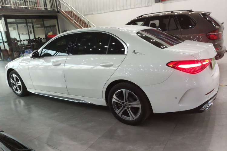 奔驰C级 2022款 C 200 L 运动版车身外观6003