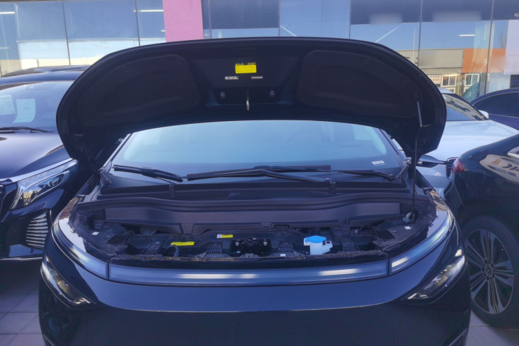 小鹏X9 2025款 740超长续航 Max机舱底盘24