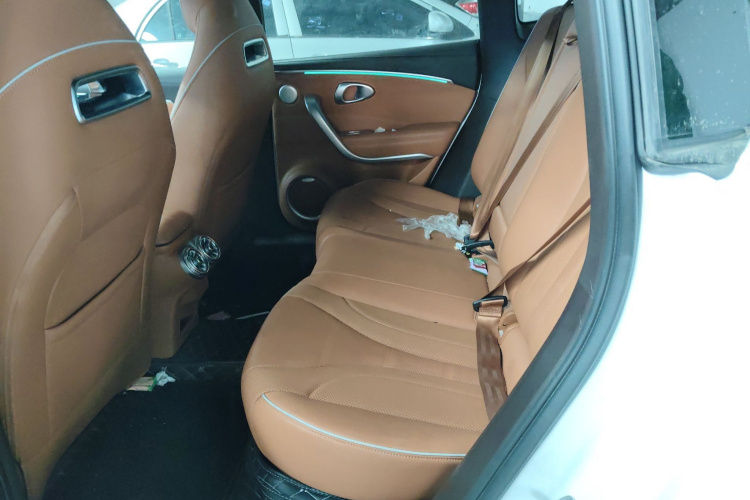 欧拉闪电猫 2022款 555km 尊贵版中控内饰7004