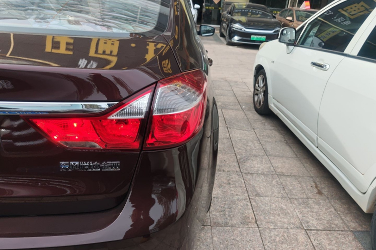 起亚K3 2016款 1.6L 自动GLS车身外观9