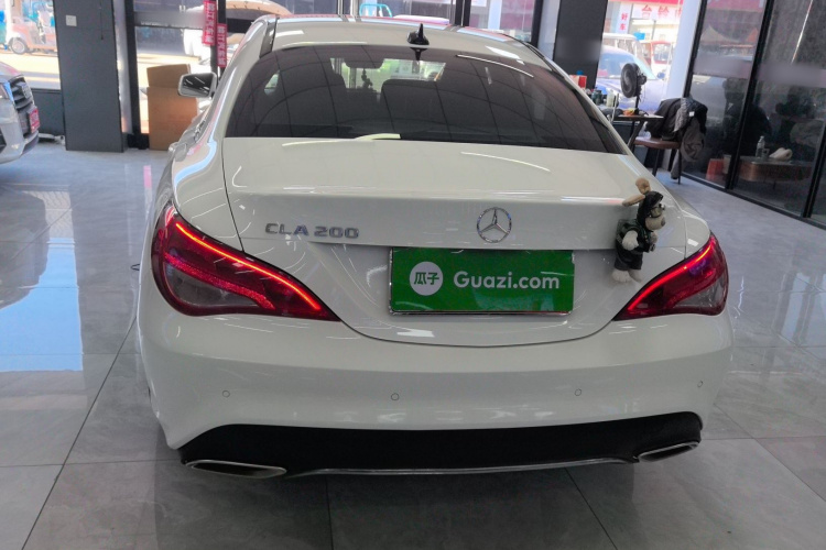 奔驰CLA 2019款 CLA 200 动感型车身外观6