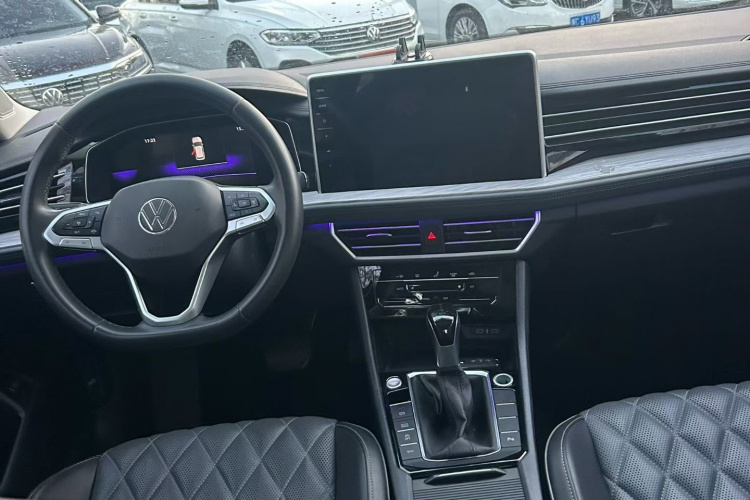 大众 速腾 2023款 200TSI DSG超越版中控内饰7002