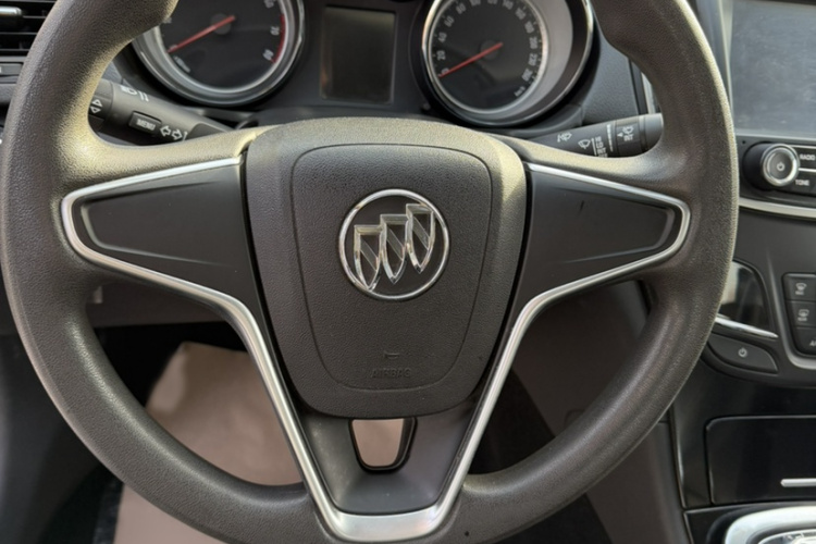 别克 君威 2015款 1.6T 领先技术型中控内饰7008