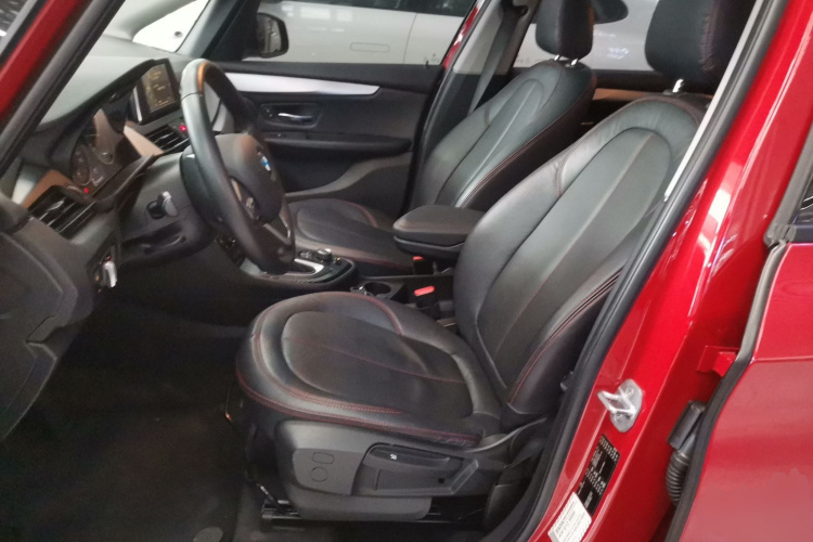 宝马2系旅行车 2016款 218i 领先型局部细节19