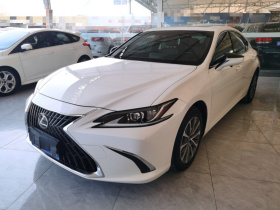 雷克萨斯ES 2021款 200 卓越版