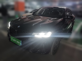 宝马X4 2022款 xDrive 25i M运动套装