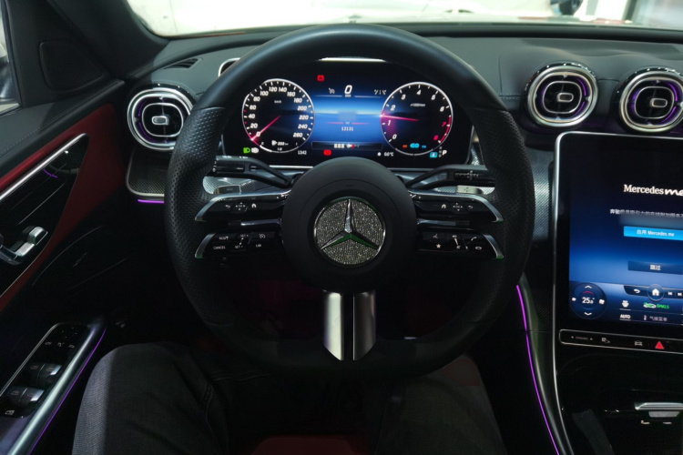 奔驰C级 2022款 C 260 L 运动版局部细节13