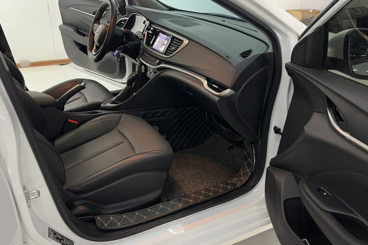 别克 英朗 2021款 改款 典范 1.5L 自动精英型中控内饰7003