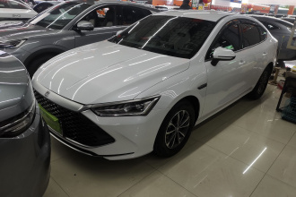 比亚迪 秦PLUS 2024款 荣耀版 DM-i 55KM领先型