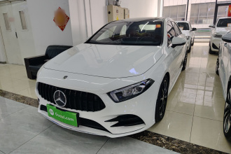 奔驰A级 2021款 A 200 L 运动轿车时尚型