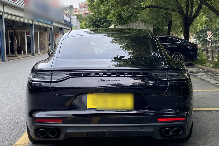 保时捷 2023款 Panamera 行政加长铂金版 2.9T车身外观6002