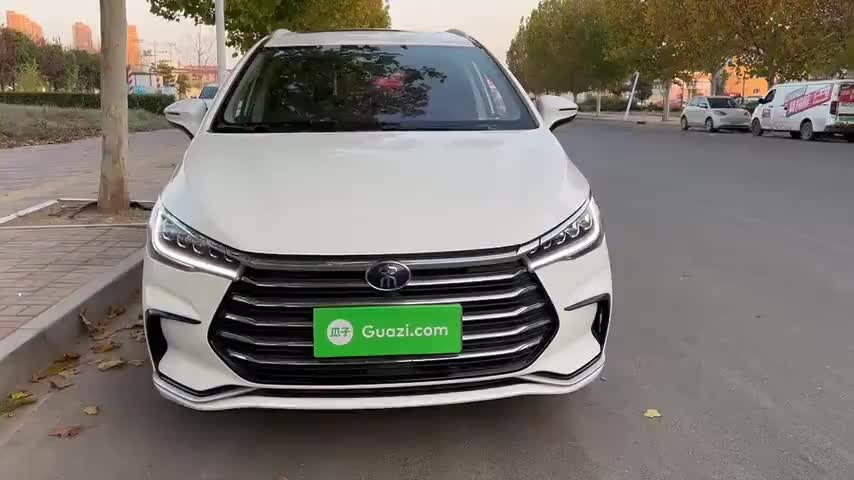 比亚迪 宋MAX 2021款 升级版 1.5T 自动豪华型 6座实拍1