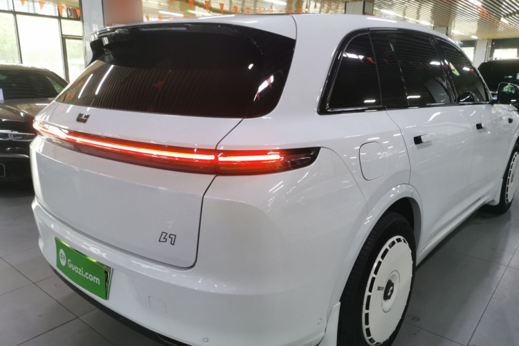 理想汽车 理想L7 2023款 Pro车身外观7