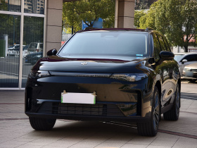 零跑汽车 零跑C16 2024款 增程 200尊享版