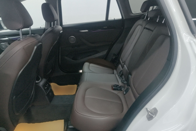 宝马X1 2022款 sDrive25Li 领先型中控内饰21