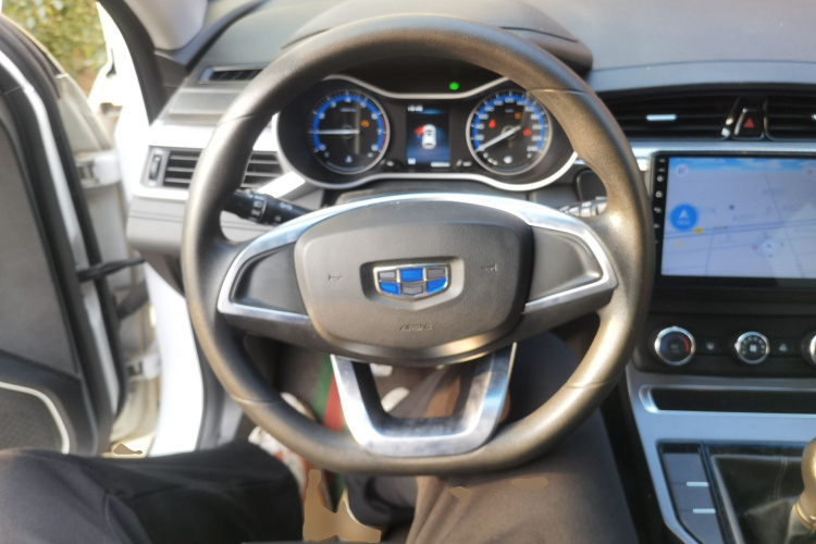 吉利汽车 远景S1 2019款 升级版 1.5L 手动幸福版中控内饰13