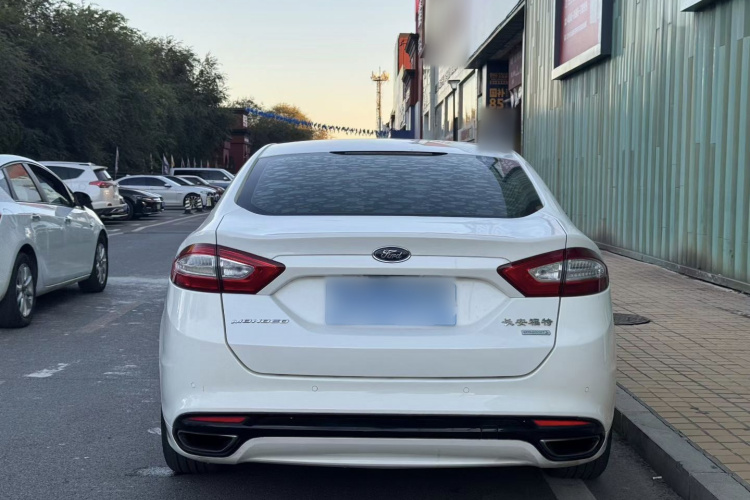 福特 蒙迪欧 2013款 2.0L GTDi200豪华型局部细节23