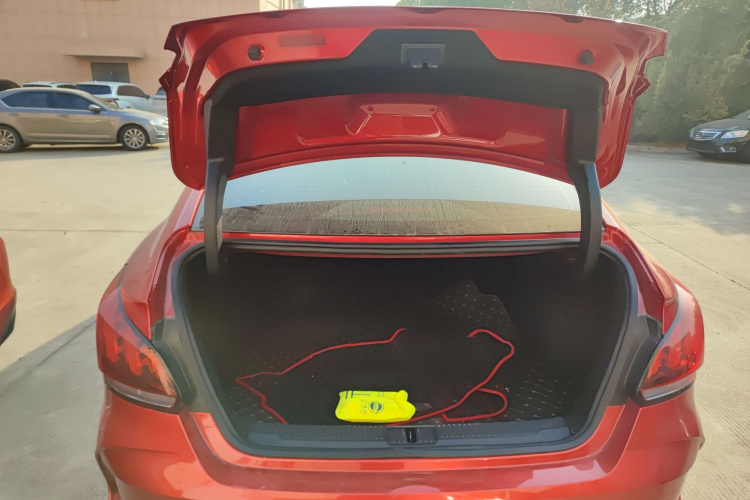 名爵 MG5 2021款 180DVVT CVT青春豪华版局部细节23