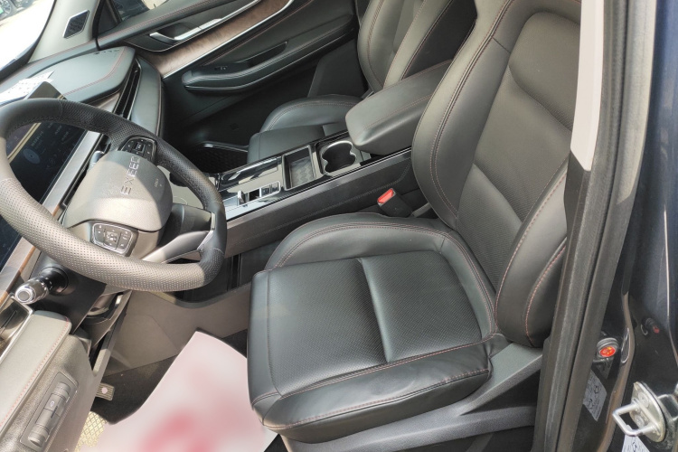 星途追风 2020款 乘风破浪版 1.5T CVT星睿版局部细节19