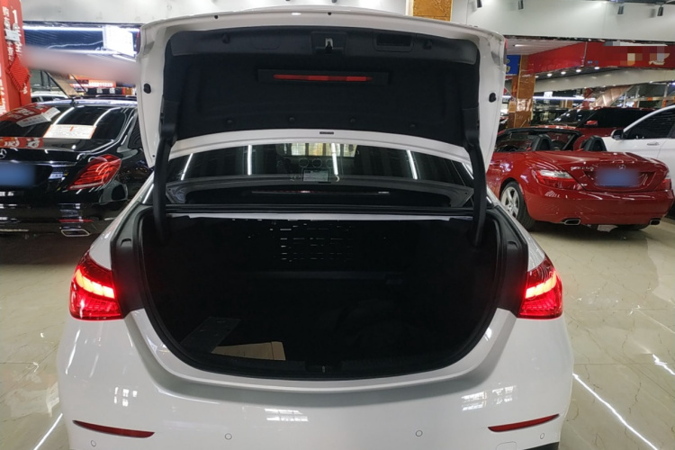 奔驰C级 2023款 改款 C 260 L 运动版局部细节23