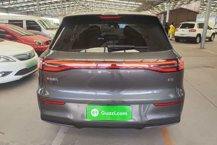 吉利银河 银河E5 2024款 530km 探索+版车身外观6