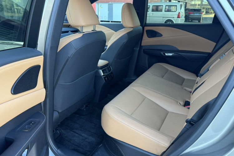 雷克萨斯RX 2023款 350h 两驱悦享版中控内饰7006