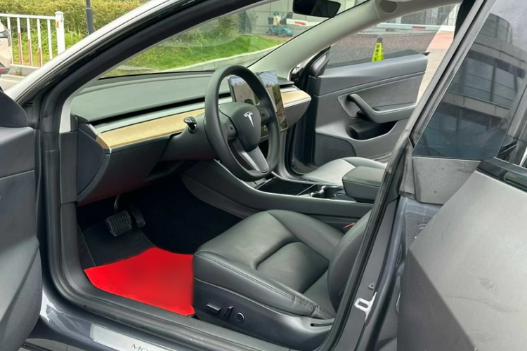 特斯拉 Model 3 2020款 改款 标准续航后驱升级版中控内饰7003