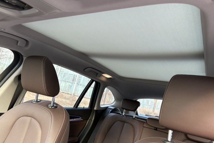 宝马X1 2021款 xDrive25Li 尊享型中控内饰7006