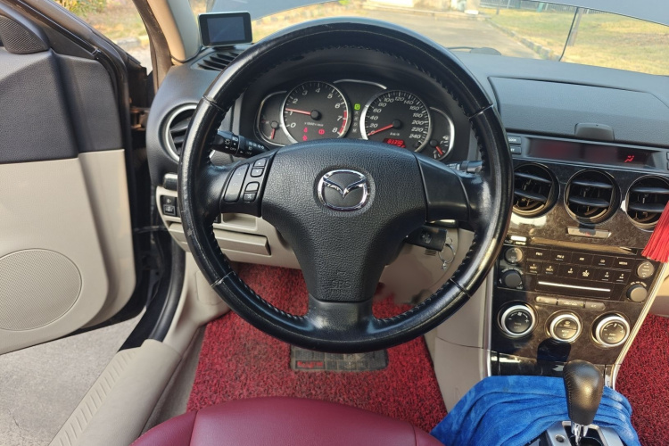 马自达6 2011款 2.0L 自动时尚型局部细节13