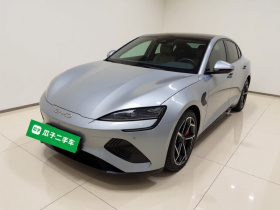 比亚迪 海豹 2022款 700km 长续航后驱版