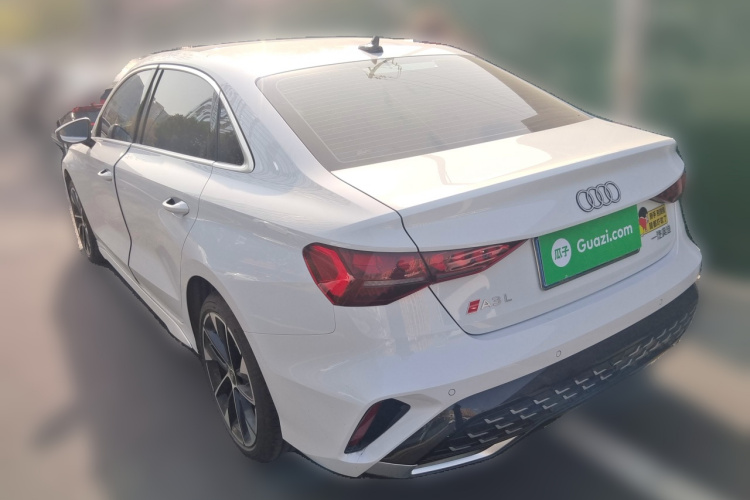 奥迪A3 2025款 A3L Limousine 35TFSI 飞驰尊享型车身外观6003