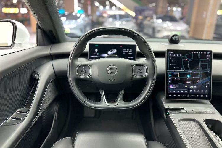 蔚来ET5T 2023款 100kWh Touring中控内饰13