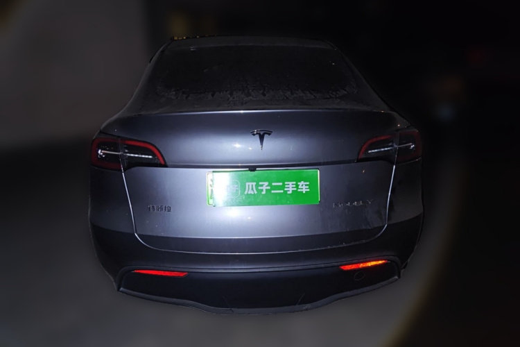 特斯拉 Model Y 2024款 后轮驱动版车身外观6004