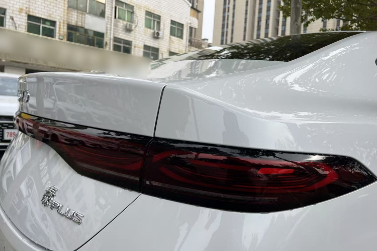 比亚迪 秦PLUS 2025款 DM-i 智驾版 55KM领先型车身外观6008