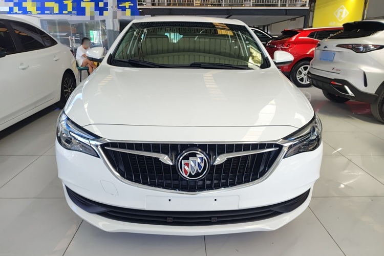 别克 英朗 2021款 1.3T 自动轻混动进取型车身外观2