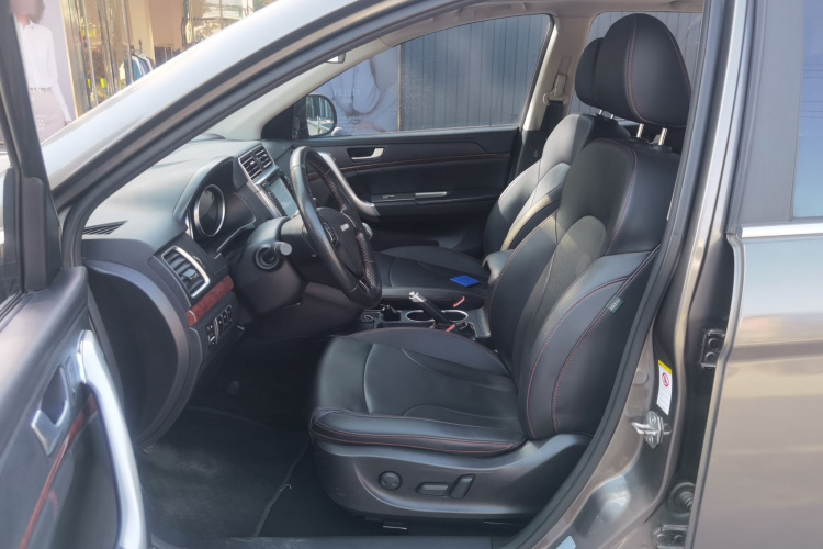 哈弗H6 2017款 红标 运动版 1.5T 手动两驱精英型局部细节19