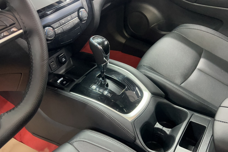 日产 奇骏 2023款 经典 2.0L 两驱智联舒享版局部细节18