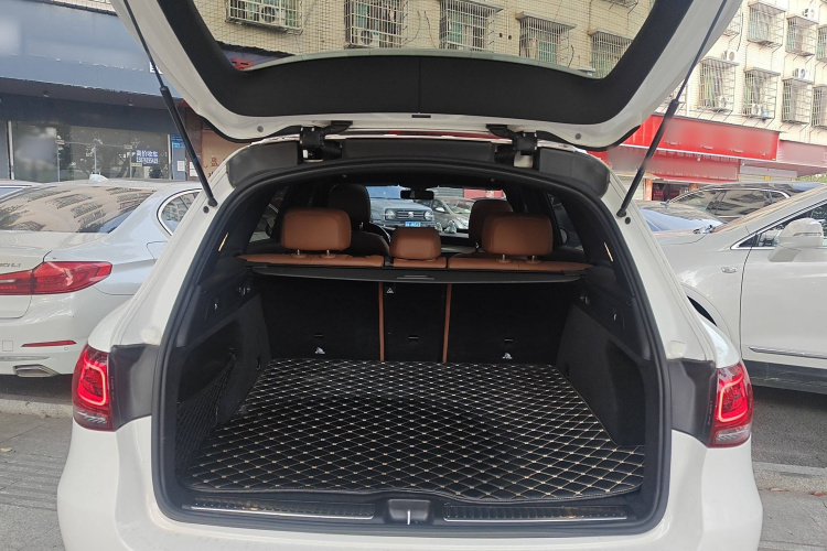 奔驰GLC 2020款 改款 GLC 260 L 4MATIC 豪华型局部细节23