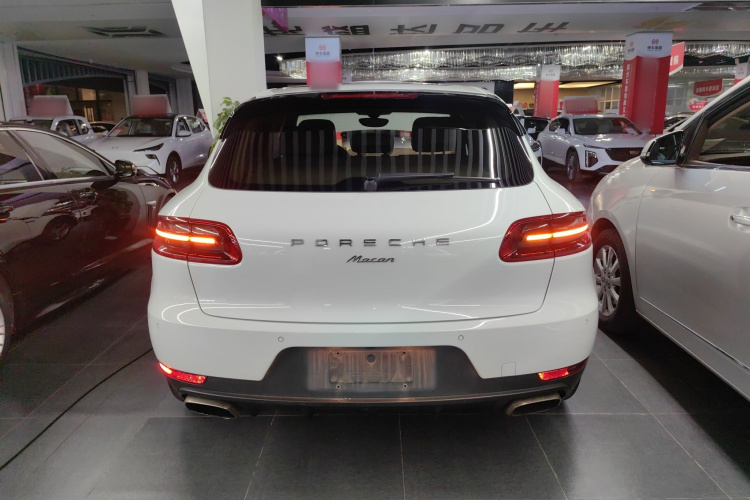 保时捷 2014款 Macan 2.0T车身外观6004