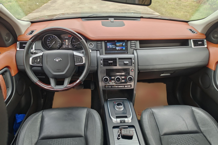 路虎 发现神行 2016款 2.0T S中控内饰7002