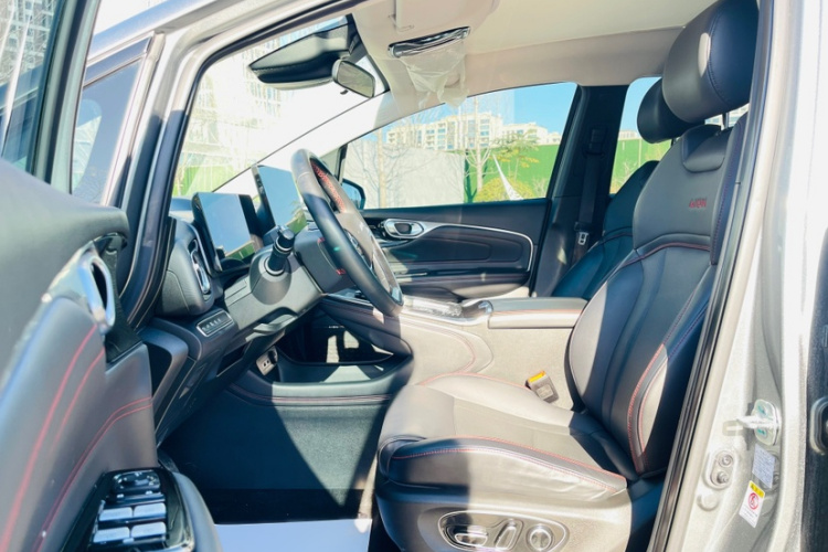 埃安 AION V 2022款 Plus 70 智享科技版 三元锂中控内饰7009