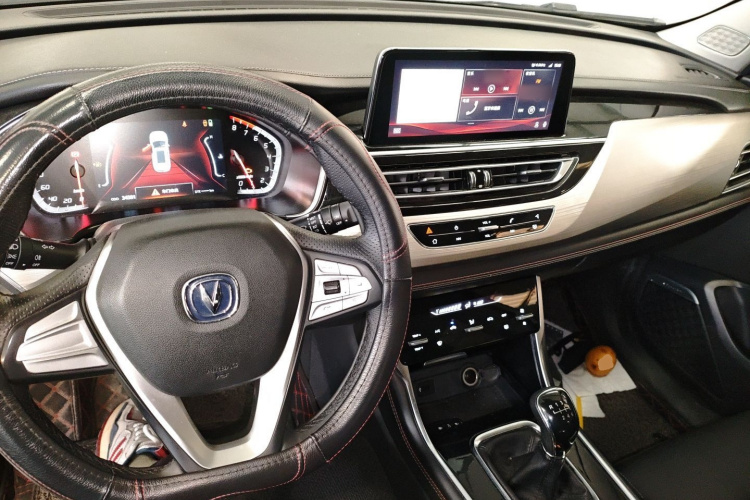 长安CS75 2020款 280T 手动智惠型 国VI中控内饰12