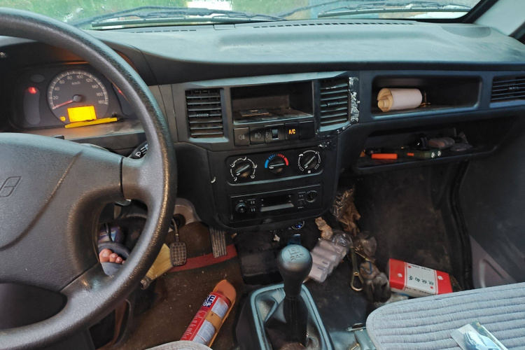 五菱汽车 五菱之光 2023款 1.5L 实用型 5/7座局部细节16