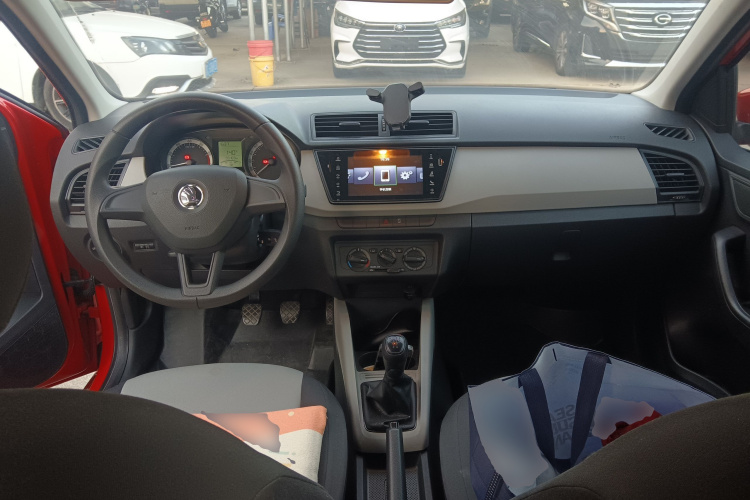 斯柯达 晶锐 2017款 1.4L 手动车享版中控内饰7002